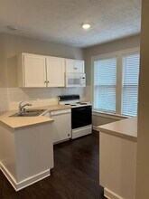 901 N Bishop Ave in Dallas, TX - Building Photo - Building Photo