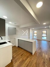 180 Noll St in Brooklyn, NY - Building Photo - Building Photo