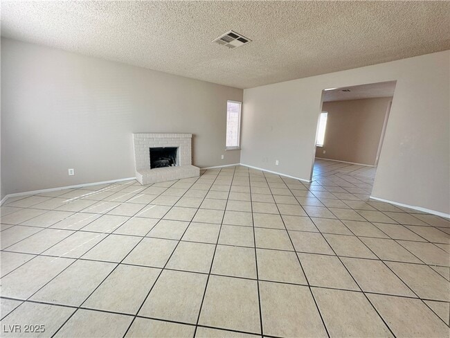 6712 Reggie Cir in Las Vegas, NV - Building Photo - Building Photo