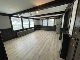 2118 Pillsbury Ave in Minneapolis, MN - Building Photo