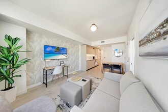 40 NW 3rd St, Unit SI ID1463212P in Miami, FL - Building Photo - Building Photo