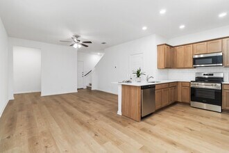 5103 Cindy Br in San Antonio, TX - Building Photo - Building Photo