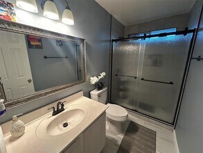 108 Easy St in Hutto, TX - Building Photo - Building Photo