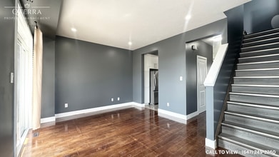 2080 Meadowgate Blvd in London, ON - Building Photo - Building Photo