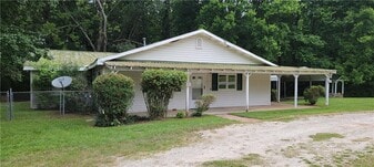 5228 Central Church Rd in Douglasville, GA - Building Photo