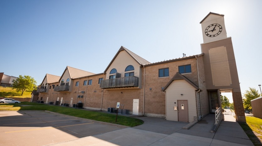 Westwinds Drive Apartments in Iowa City, IA - Building Photo