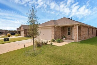 3114 Pr Hl Grv in Crandall, TX - Building Photo - Building Photo