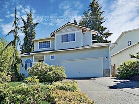 11308 15th Pl SE in Lake Stevens, WA - Building Photo