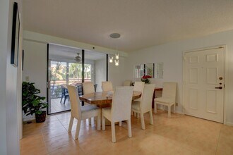 7194 Promenade Dr in Boca Raton, FL - Building Photo - Building Photo