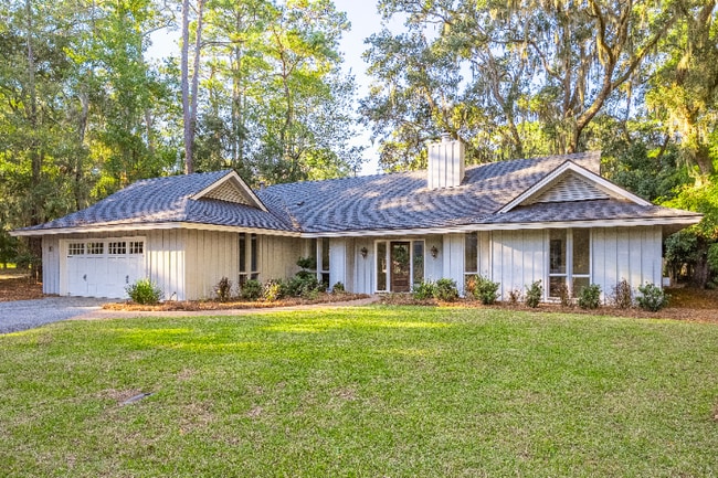 property at 10 Howley Ln