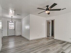 3345 NE 13th St in Oklahoma City, OK - Building Photo - Building Photo
