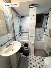 326 W 47th St in New York, NY - Building Photo - Building Photo