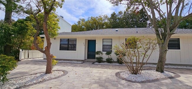315 Pleasant St in Clearwater, FL - Building Photo - Building Photo