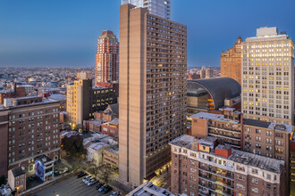 Center City One in Philadelphia, PA - Building Photo - Building Photo