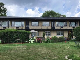 7043 S East End Ave in Chicago, IL - Building Photo