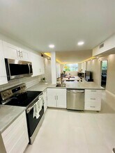 441 NE 195th St in Miami, FL - Building Photo - Building Photo