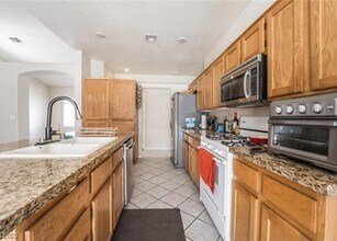 1319 Winter Solstice Ave in Henderson, NV - Building Photo - Building Photo
