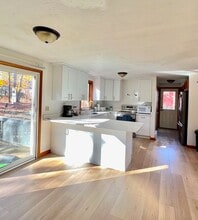 188 Fernwood Dr in Gardner, MA - Building Photo - Building Photo