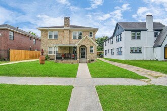 2622 Rosedale St in Houston, TX - Building Photo - Building Photo
