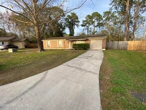 1643 Rhonda Dr in Middleburg, FL - Foto de edificio - Building Photo