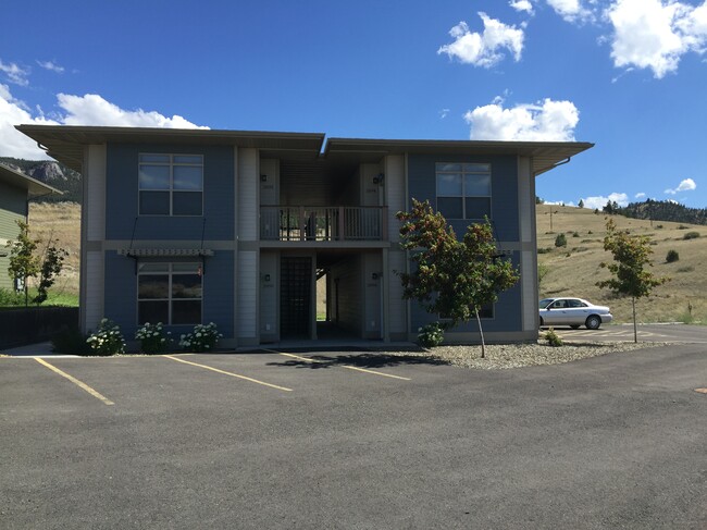 2890 Overlook Blvd in Helena, MT - Foto de edificio - Building Photo