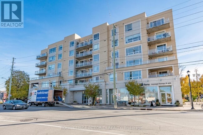 property at 1422 Wellington St