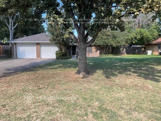 property at 105 Creek Courts Dr