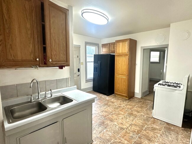1117 Kentucky Ave, Unit 1117A Kentucky Ave. UPPER