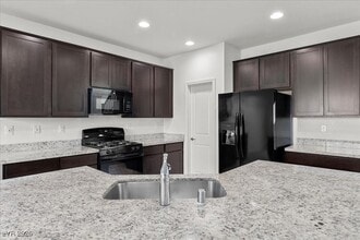 9991 Blue Rain St in Las Vegas, NV - Building Photo - Building Photo