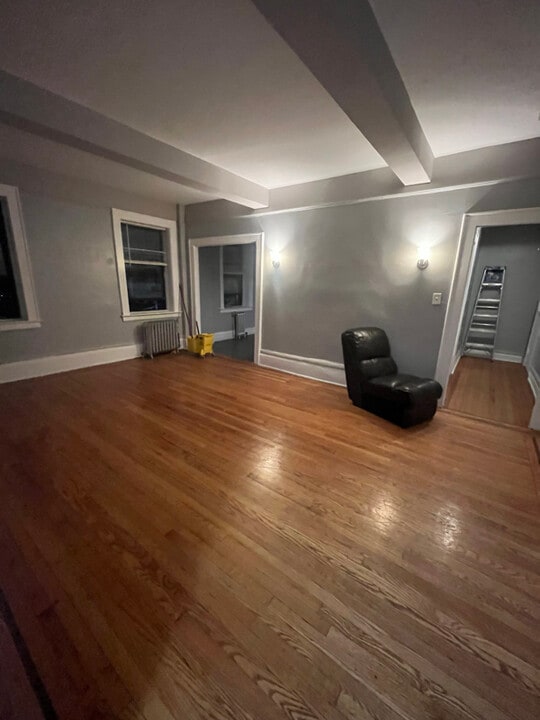 25 N Harrison St in East Orange, NJ - Building Photo