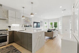 54 Robey St in Boston, MA - Building Photo - Building Photo