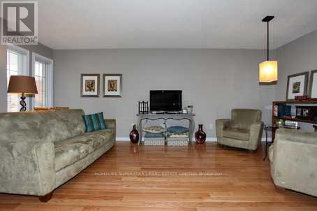 6119 Clover Ridge Crescent in Mississauga, ON - Building Photo - Building Photo