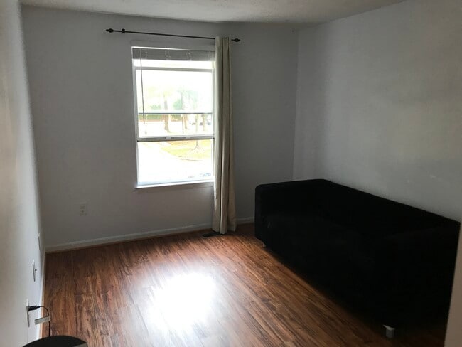 property at 5 Whitechurch Ct