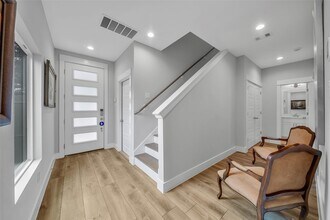 814 Thornton Rd in Houston, TX - Building Photo - Building Photo