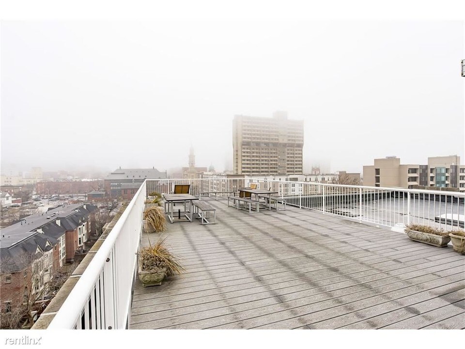 430 N Park Ave in Indianapolis, IN - Building Photo