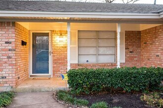 3609 Glenmont Dr in Fort Worth, TX - Building Photo - Building Photo