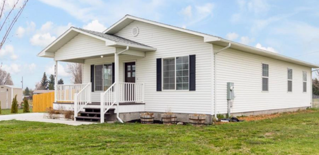 property at 2729 E 95th N