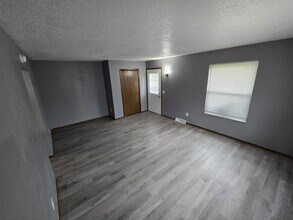 1228 S Creek Ln in Toledo, OH - Building Photo - Building Photo