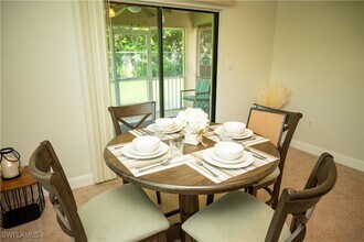2247 Pineland St in Naples, FL - Building Photo - Building Photo