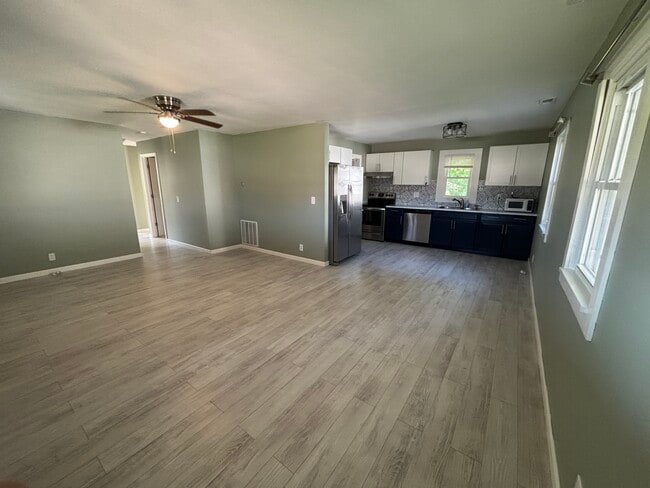 806 Vosholl in Warrenton, MO - Building Photo - Building Photo