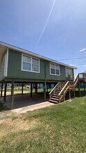 611 Seashell Dr in Surfside Beach, TX - Building Photo - Building Photo