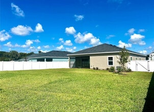 4425 NW 14th Lp in Ocala, FL - Building Photo - Building Photo