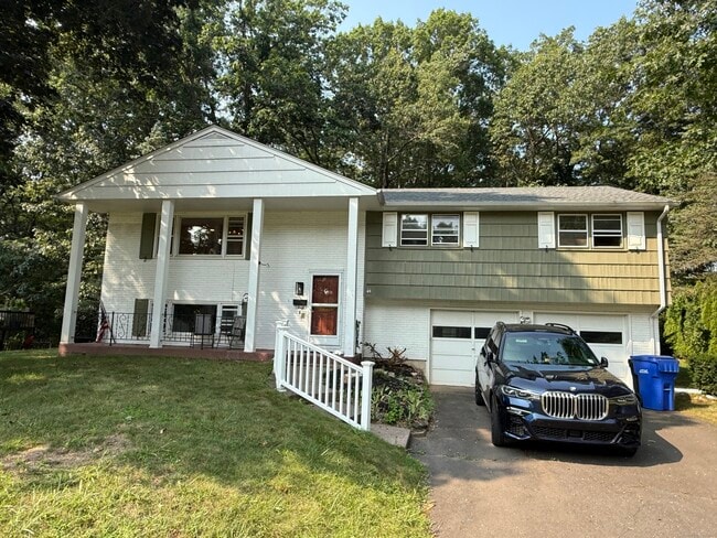 property at 40 Greenfield Dr