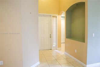 3488 NE 1st St in Homestead, FL - Foto de edificio - Building Photo