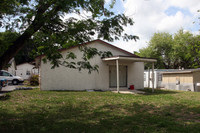 7138 Bellaire Ter in New Port Richey, FL - Foto de edificio - Building Photo