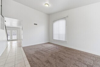 15822 S 32nd Pl in Phoenix, AZ - Building Photo - Building Photo