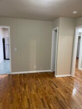 2501 Edgewood Dr in Kalamazoo, MI - Foto de edificio - Building Photo