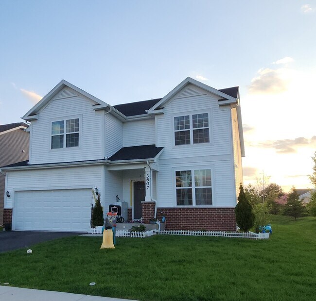 3607 Ambrosia Dr in Naperville, IL - Building Photo - Building Photo