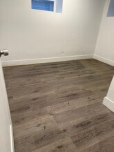 3329 W Van Buren St in Chicago, IL - Foto de edificio - Building Photo