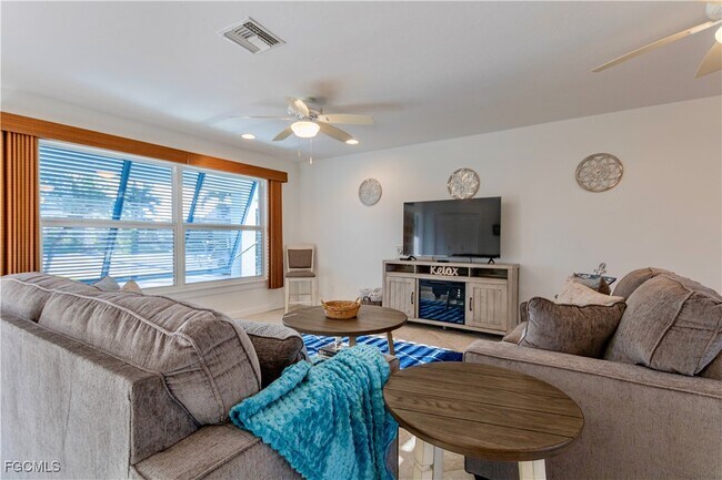 property at 2790 Teal Ct